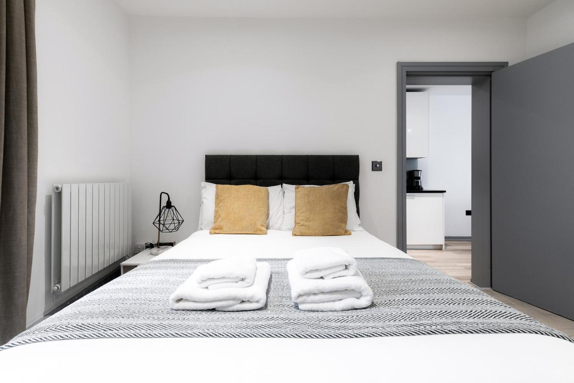 Prime Apartments Gloucester Road Лондон Екстериор снимка