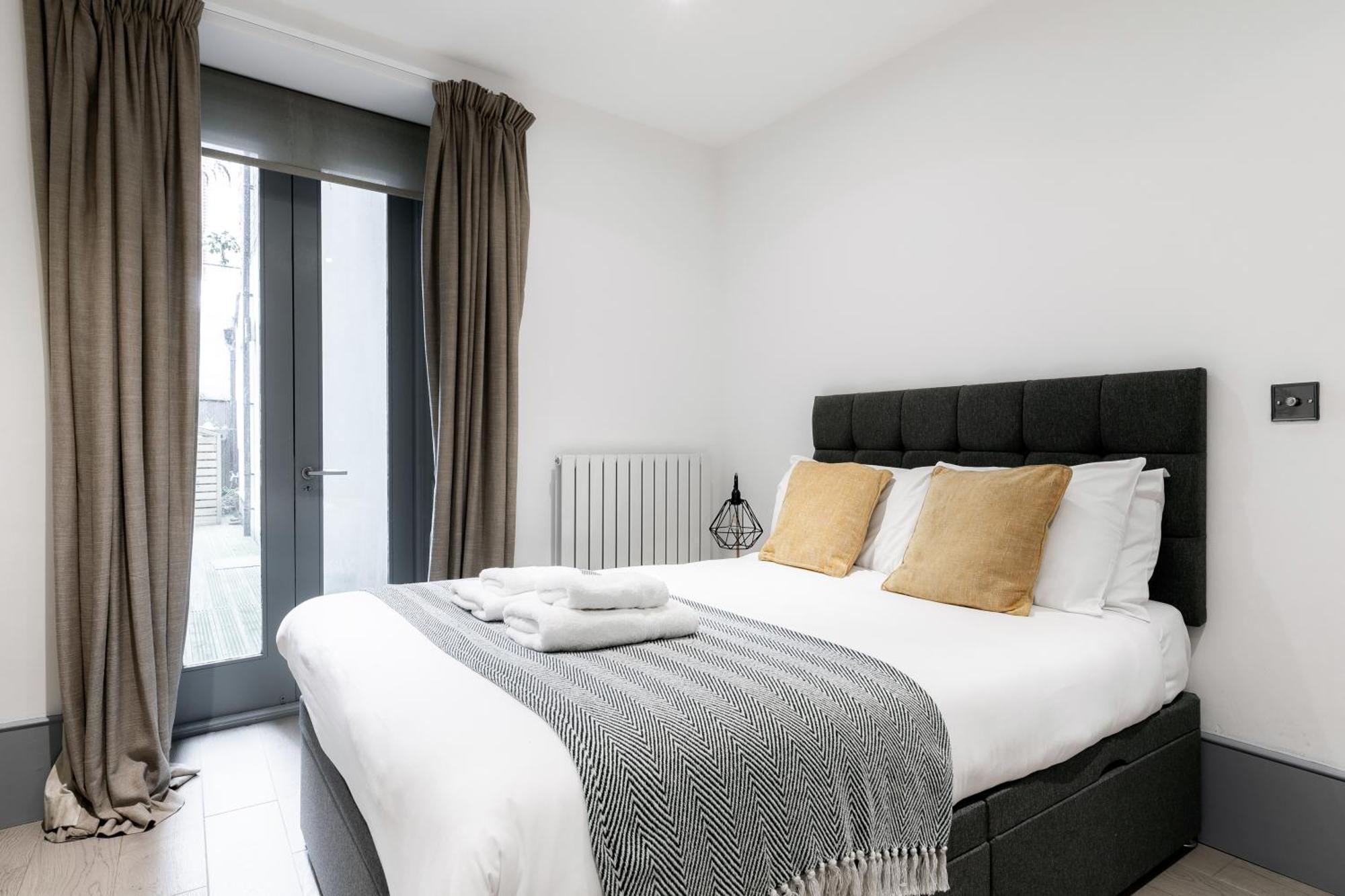 Prime Apartments Gloucester Road Лондон Екстериор снимка
