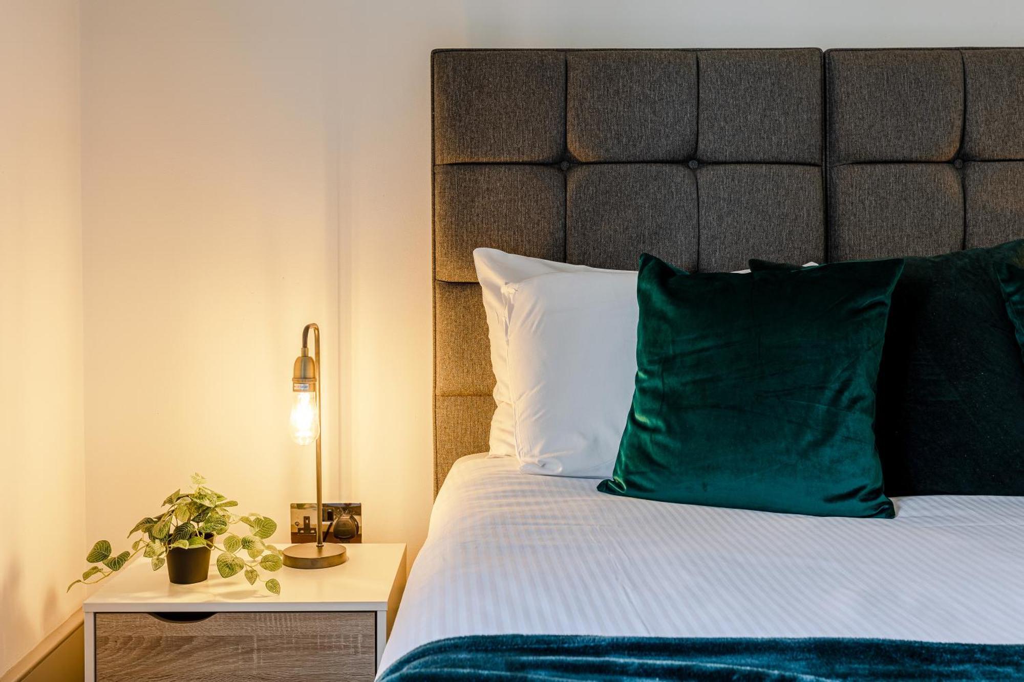 Prime Apartments Gloucester Road Лондон Екстериор снимка